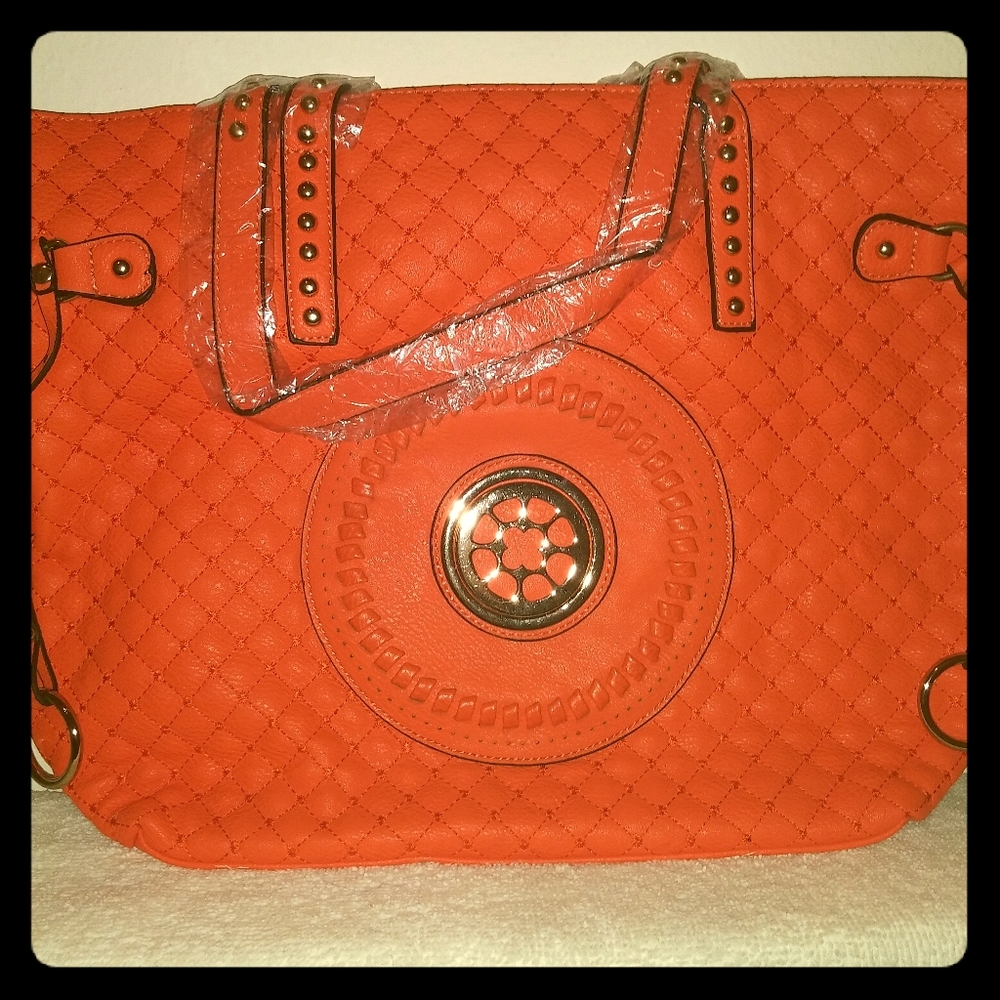 Hand bag